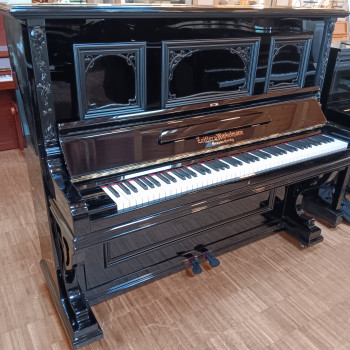 Zeitter & Winkelmann  Klavier 133