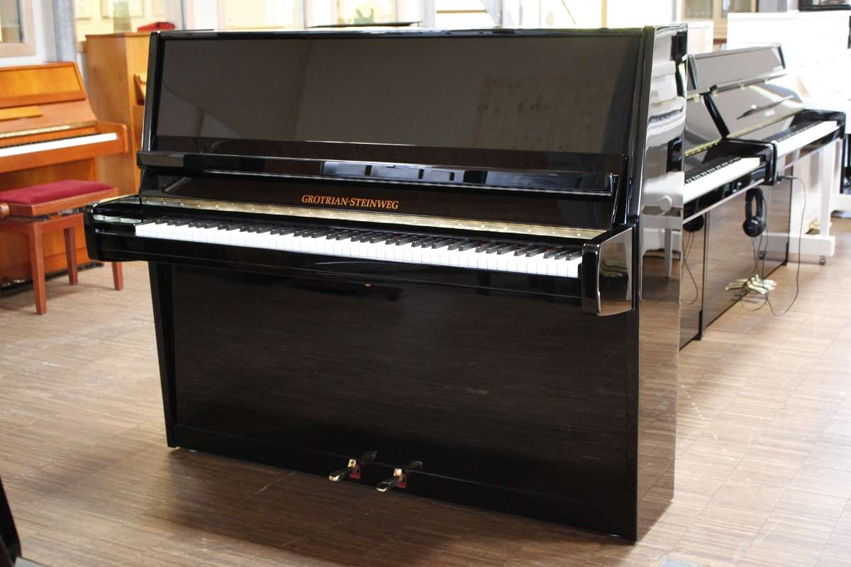 Grotrian Steinweg 122