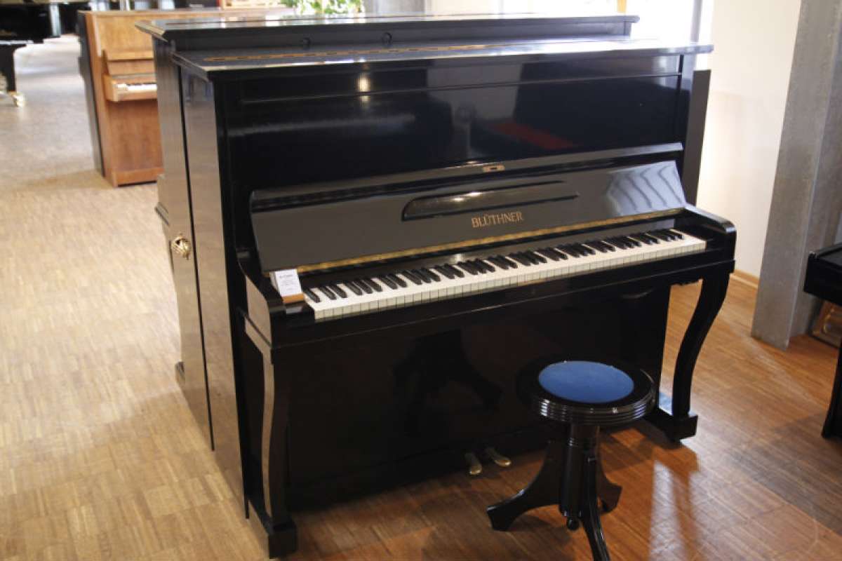 Blüthner Klavier Mod. 130 cm