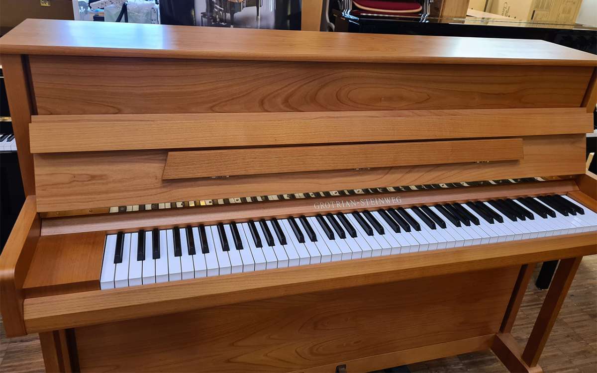 Grotrian-Steinweg110-161227-1