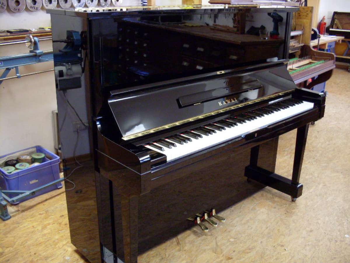 Kawai CS 40