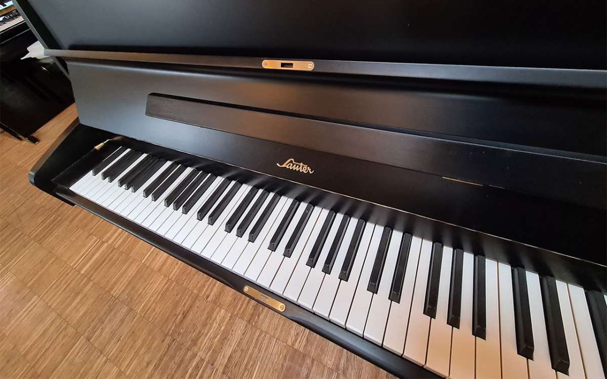 Sauter Klavier M 107 schwarz matt